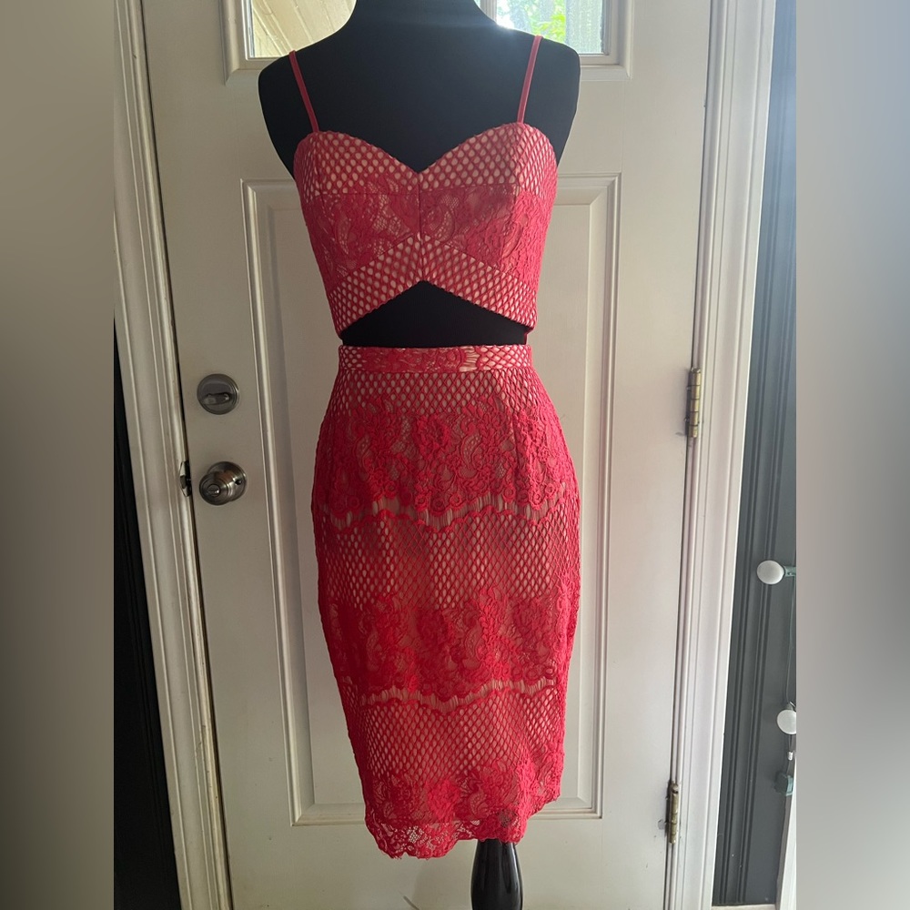 NWT Paradise Crop Top Skirt Set in Rose Red